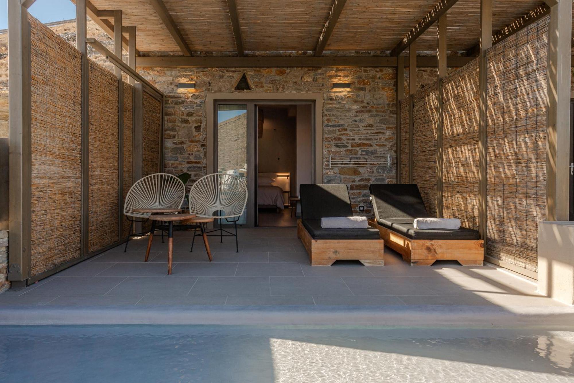 Amal Kythnos Suites Экстерьер фото