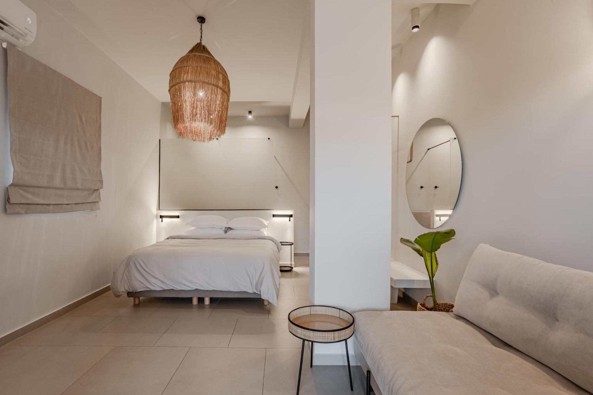 Amal Kythnos Suites Экстерьер фото
