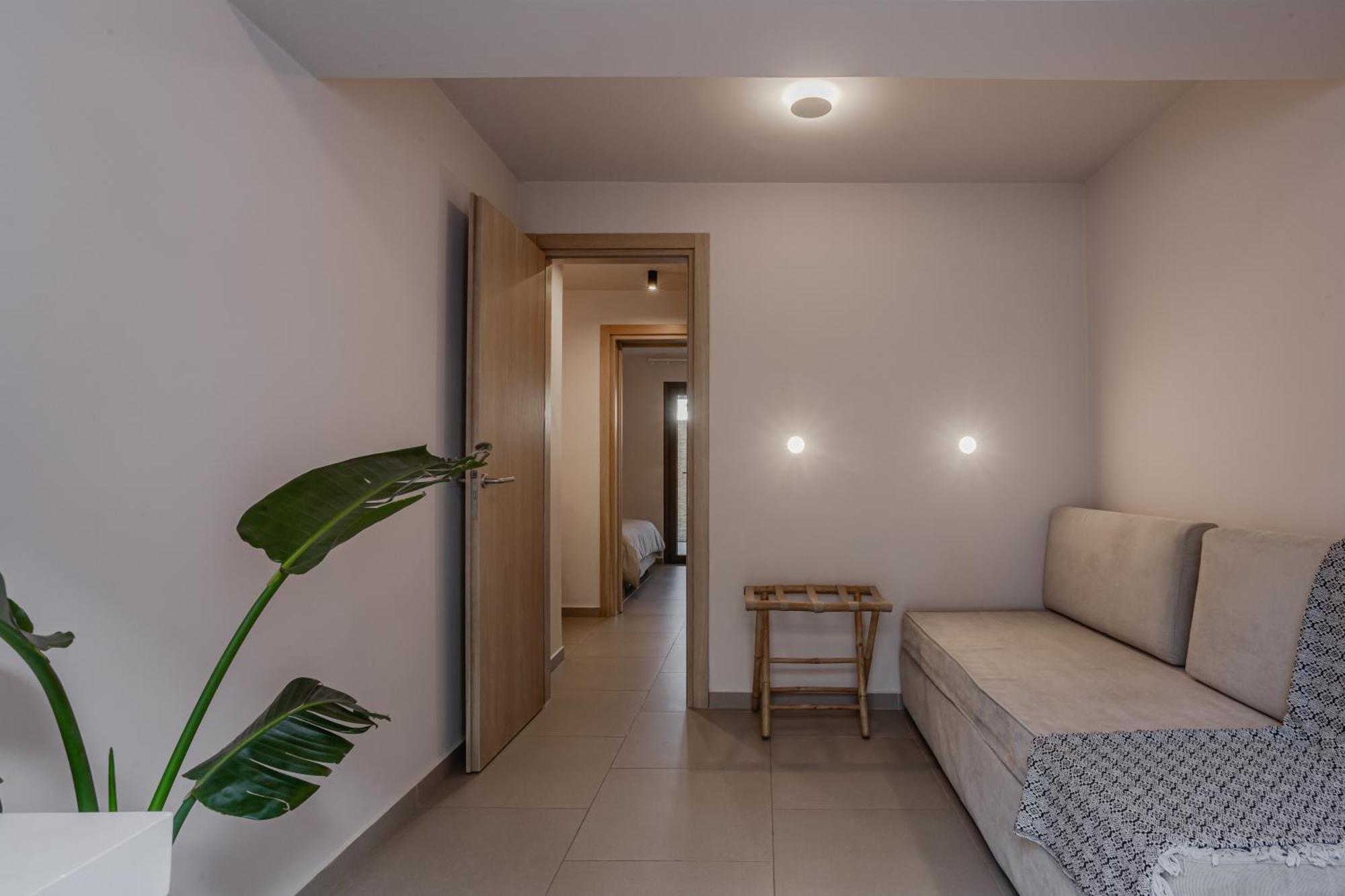 Amal Kythnos Suites Экстерьер фото