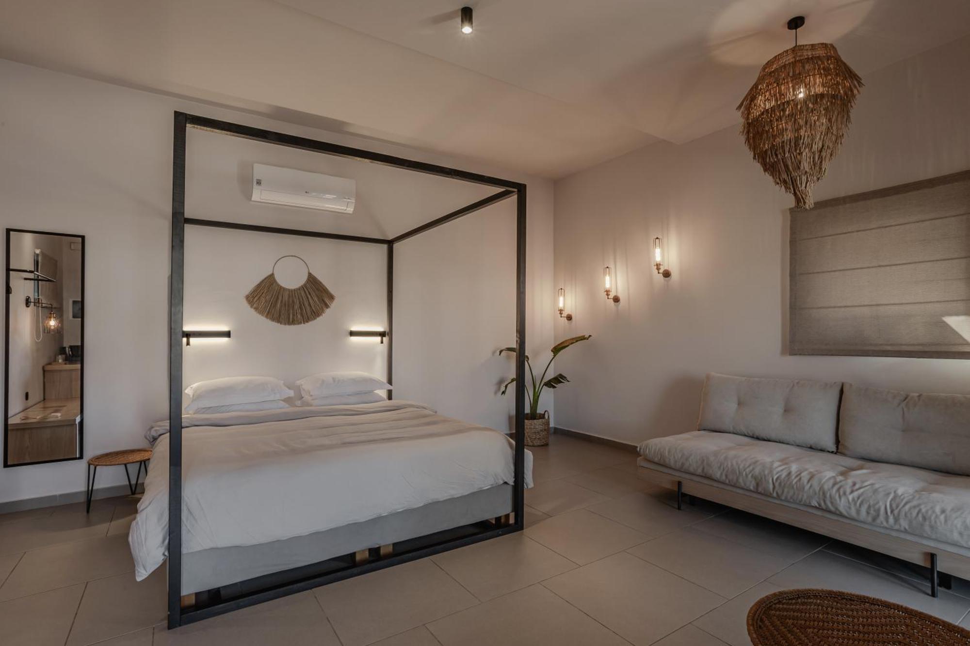 Amal Kythnos Suites Экстерьер фото