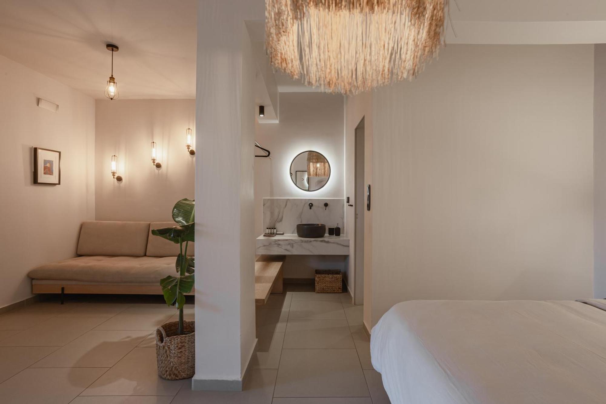 Amal Kythnos Suites Экстерьер фото