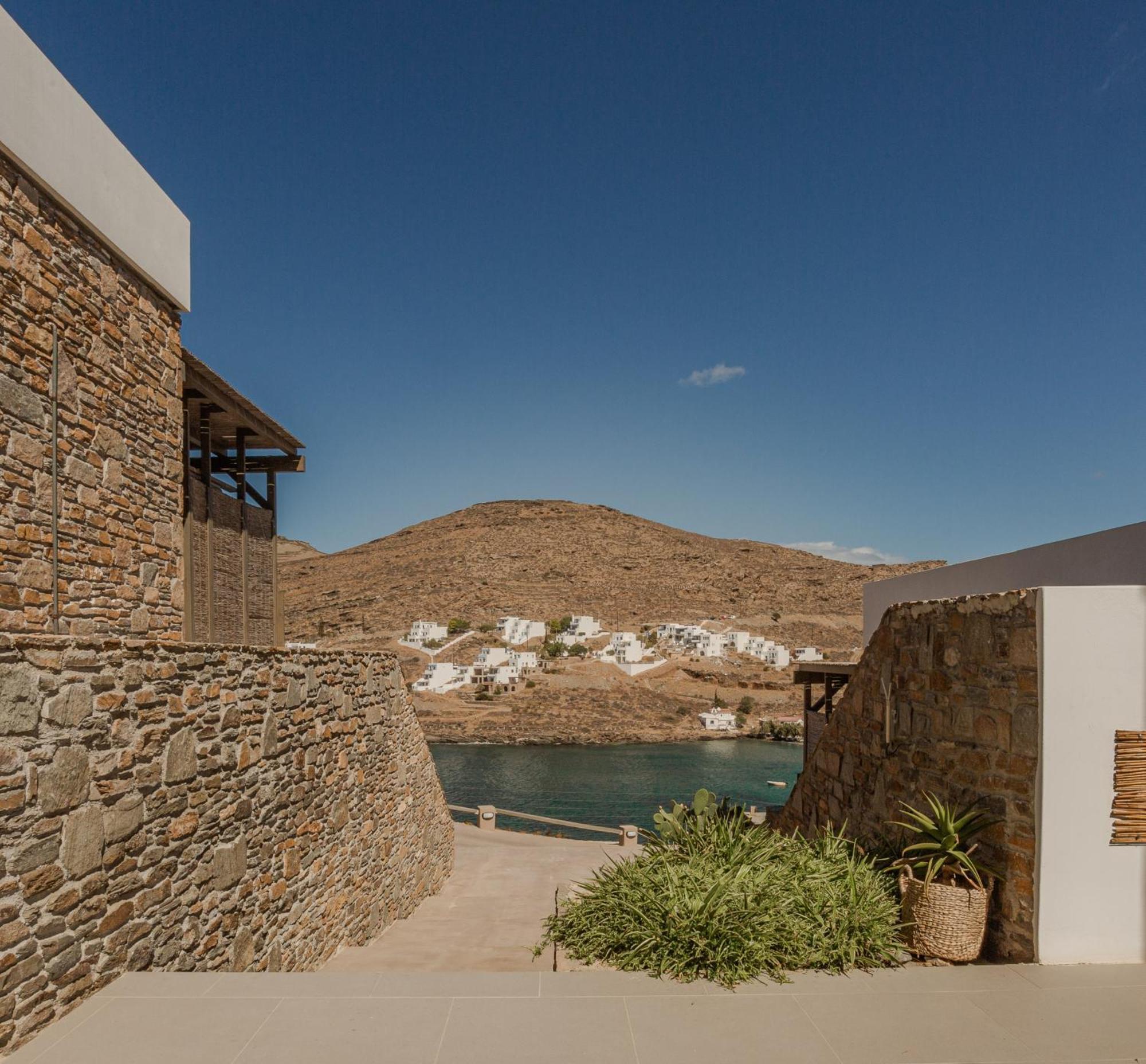 Amal Kythnos Suites Экстерьер фото